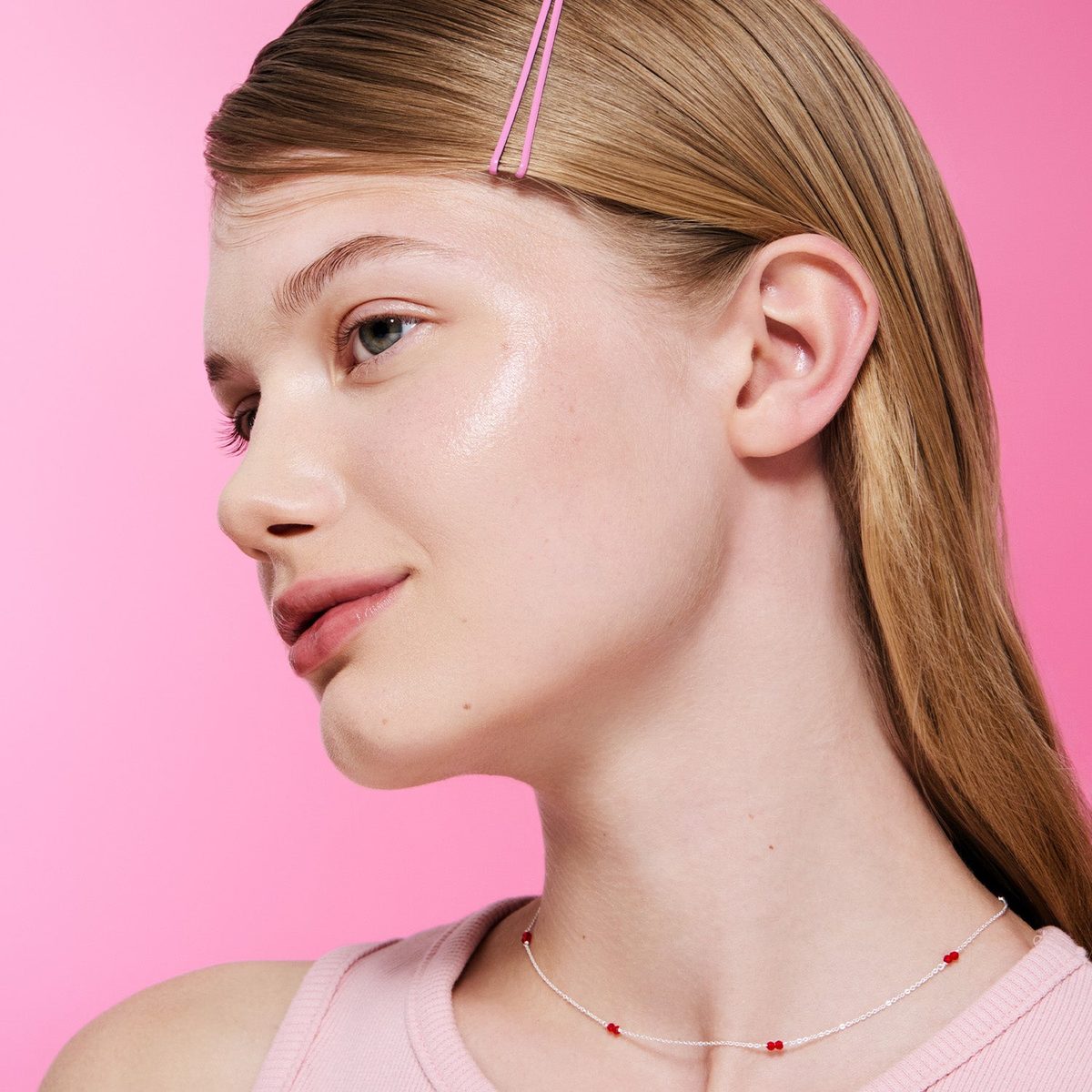 Torriden CELLMAZING Collagen Firming Gel Mask — in use